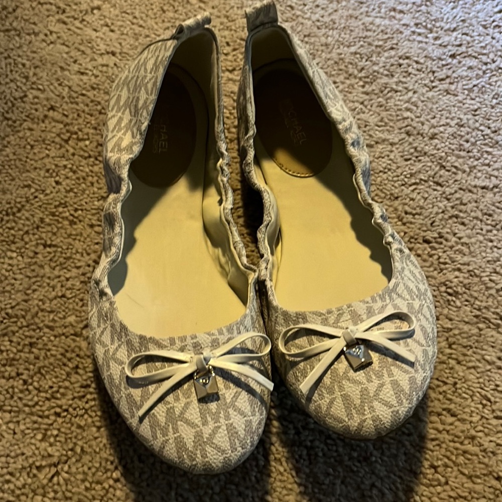 Brand new Michael Kors flats